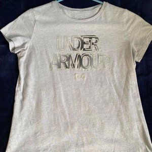 Grey Under armour shirt
